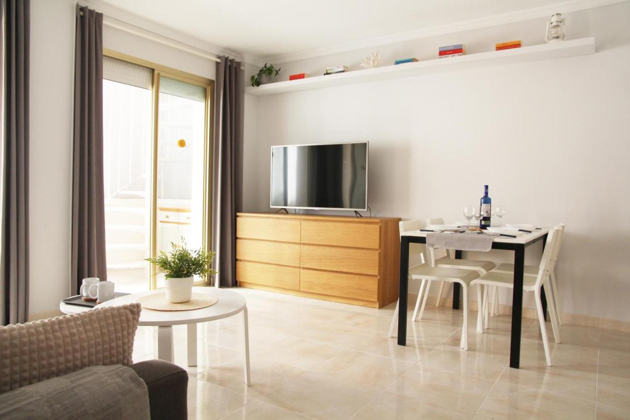 La Perla Apartment, Paradis Park, La Pineda - Atico 1ª Linea - Solarium - Wifi - Piscina Eksteriør bilde
